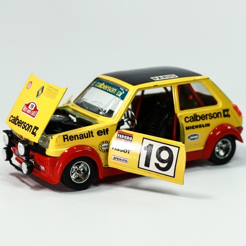 Renault alpine bburago 24 - 5,