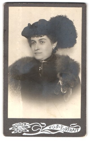 Fotografie frau mit totem - fotografie,