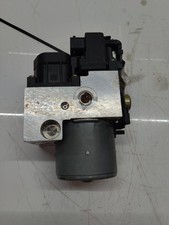 Blocco idraulico ABS per