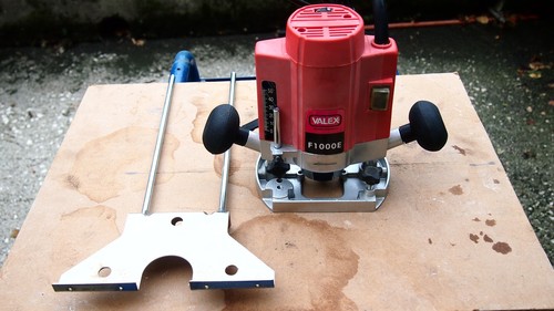 Fresatrice elettrica per - , legno