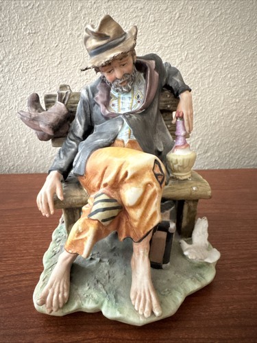Capodimonte uomo panchina - capodimonte, su