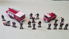 Starlux 16 Vigili del Fuoco con 2 mezzi di soccorso 1/43
