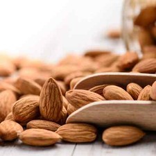 1kg Mandorle Sgusciate crude