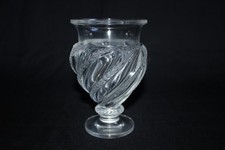 Vase en cristal LALIQUE