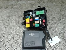 CITROEN C4 CACTUS FUSE RELAY