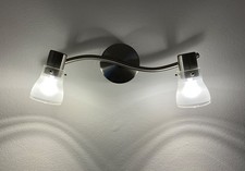 Coppia applique in metallo e vetro