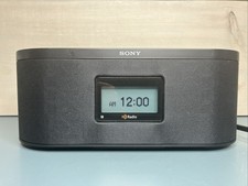 Sony HD Radio Speaker Dock iPod iPhone Orologio Sistema Radio Testato No Telecomando