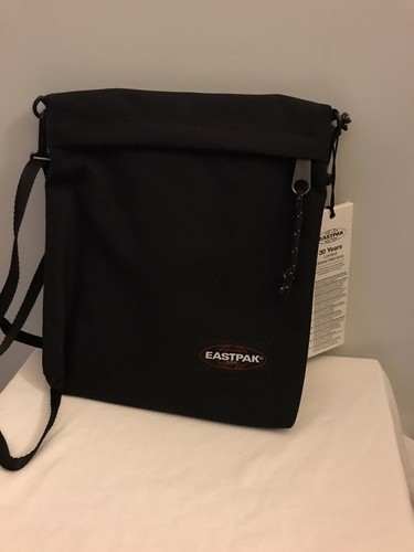 Eastpak lux black shoulder - black, bag
