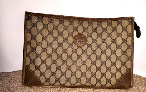 Guccigg plus clutch inside - no,