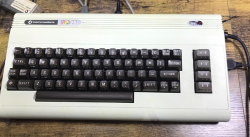 Commodore vic completo di - 20,