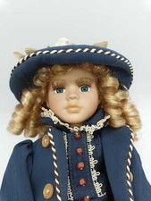 Bambola in ceramica vintage