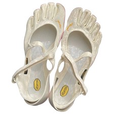 Nuove scarpe da yoga Vibram