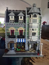 LEGO Green Grocer 10185