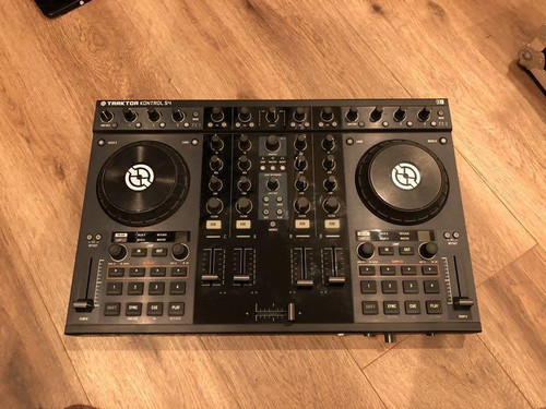 Native instruments controllo - native,