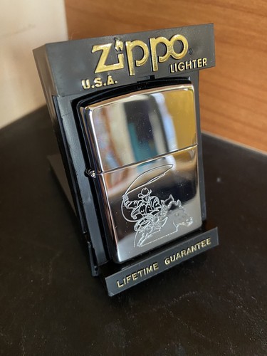 Zippo lighter vintage con - lighter,