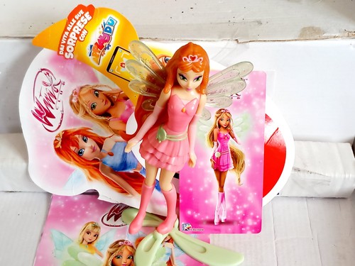 Sorpresine kinder ferrero maxi - ferrero,