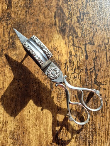 Antica forbice per - snuffer, a