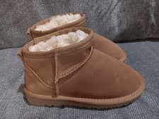 Stivali Ugg Classic Ultra Mini