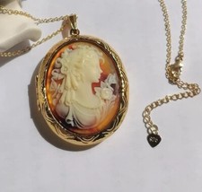 Collana medaglione ritratto