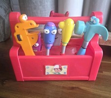 Handy Manny Singing Dancing