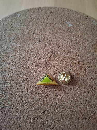 Pin magasin leroy merlin - pin's,