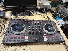 Numark NS6II Controller Serato DJ 4 canali - non completamente testato 