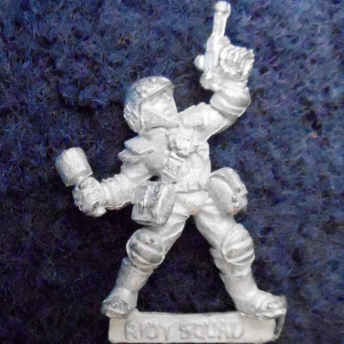 Judge dredd jd4 1985 - dredd, giudice