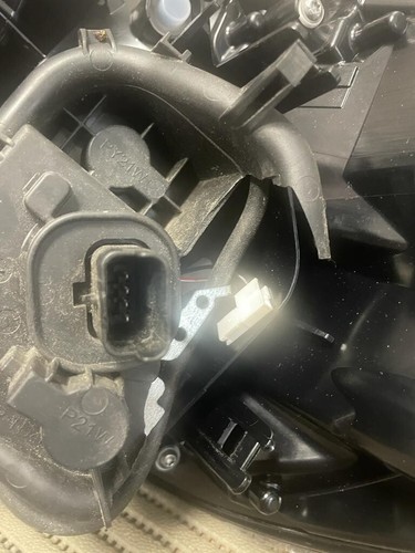 Fanale post est - post, renault