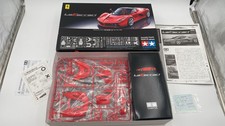 TAM24333 Tamiya Ferrari LaFerrari 1/24 kit di montaggio