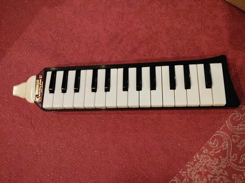 Hohner melodica piano - piano, 27