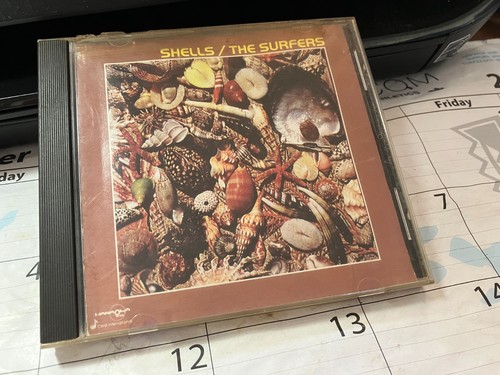 The surfers shells original - -,