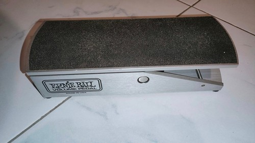 Ernie ball volume - ernie, 1970