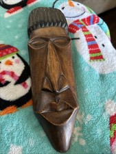 Maschera tribale in legno