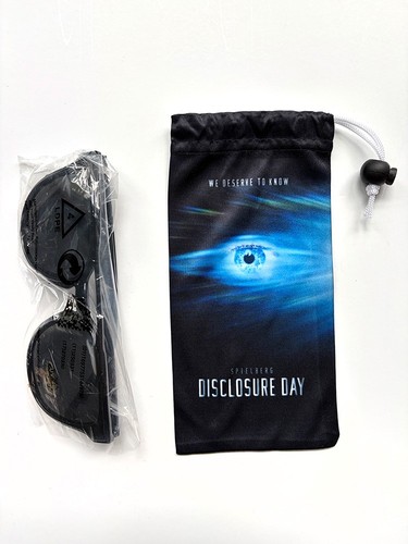 Disclosure day 2026 - day, occhiali