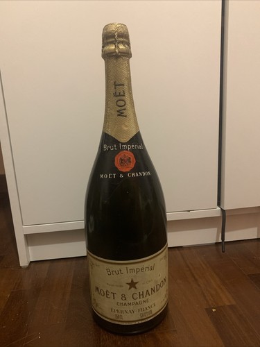 Bottiglia vintage moet - vintage, &