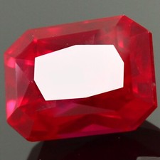 Pietra preziosa smeraldo