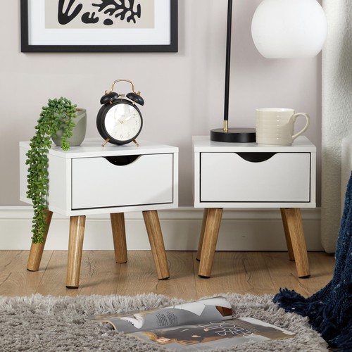 Pair bedside cabinets white - of,
