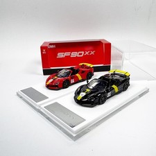 Modellino auto DMH 1:64