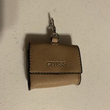 Portamonete Guess con attacco