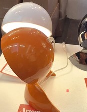 Lampada da tavolo o comodino Artemide modello Dalu' - Colore Arancione - NUOVA