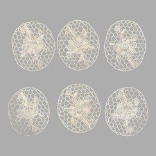 Sei ovali eseguiti a pizzo