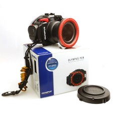 Olympus custodia subacquea