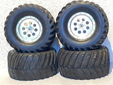 Quattro (4) ruote fuoristrada