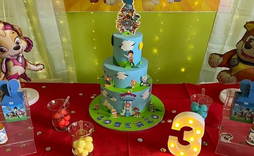 Torta scenografica party gomma