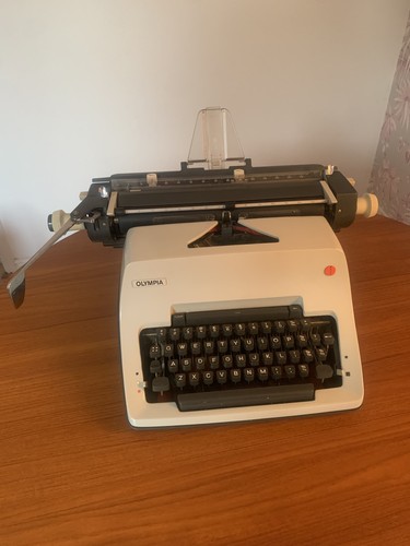 Olympia sg3 manual typewriter - sg3,