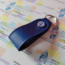 Portachiavi in simil pelle marchio Fiat vintage resinato con bottone