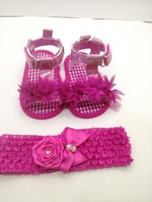 Scarpe neonata/Sandali