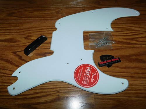 Fender squier bass pickguard - fender, p