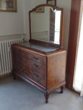 Camera da letto signorile, stile Art Deco