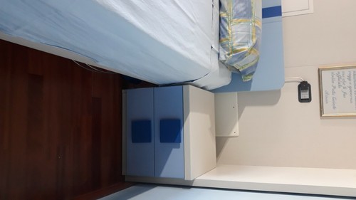 Letto una piazza - più, comodino